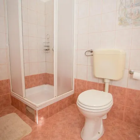 Mit Pool Affittacamere 3*